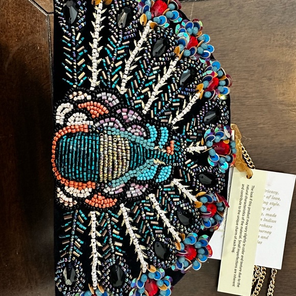 Peacock Beaded Hand Bag - Picture 1 of 5